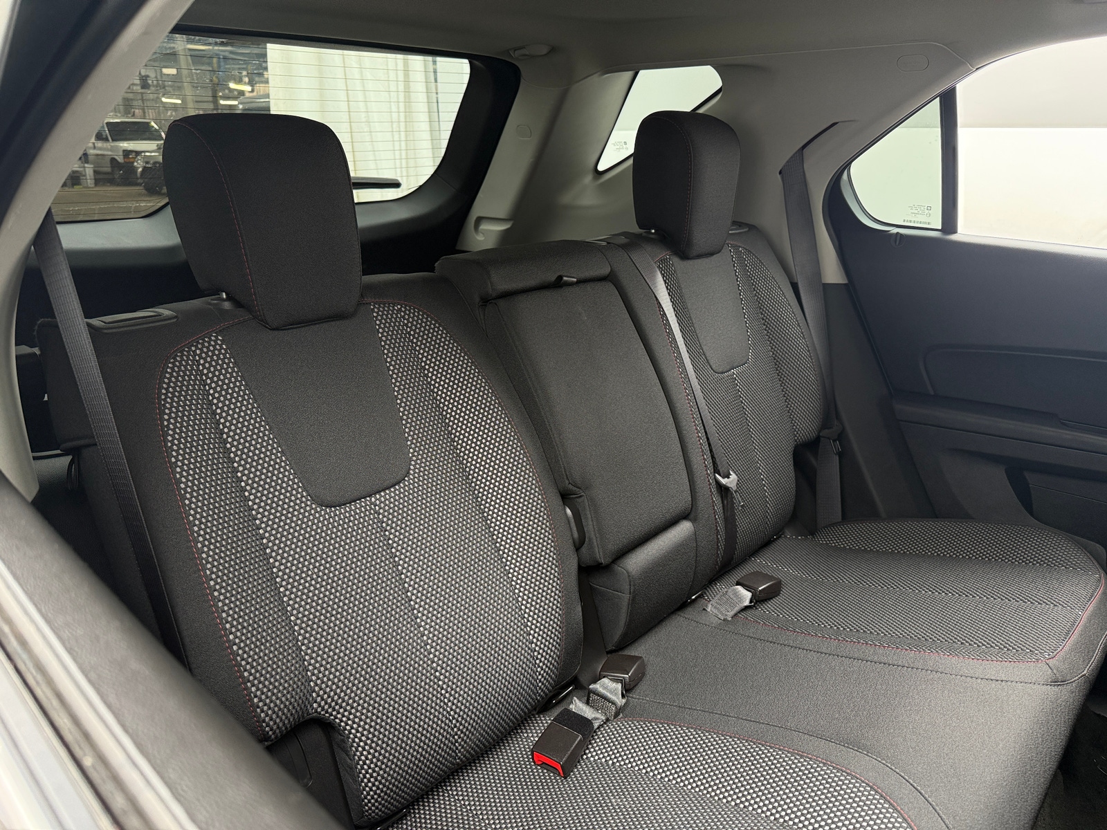 Thumbnail: 2017 Chevrolet Equinox - 6