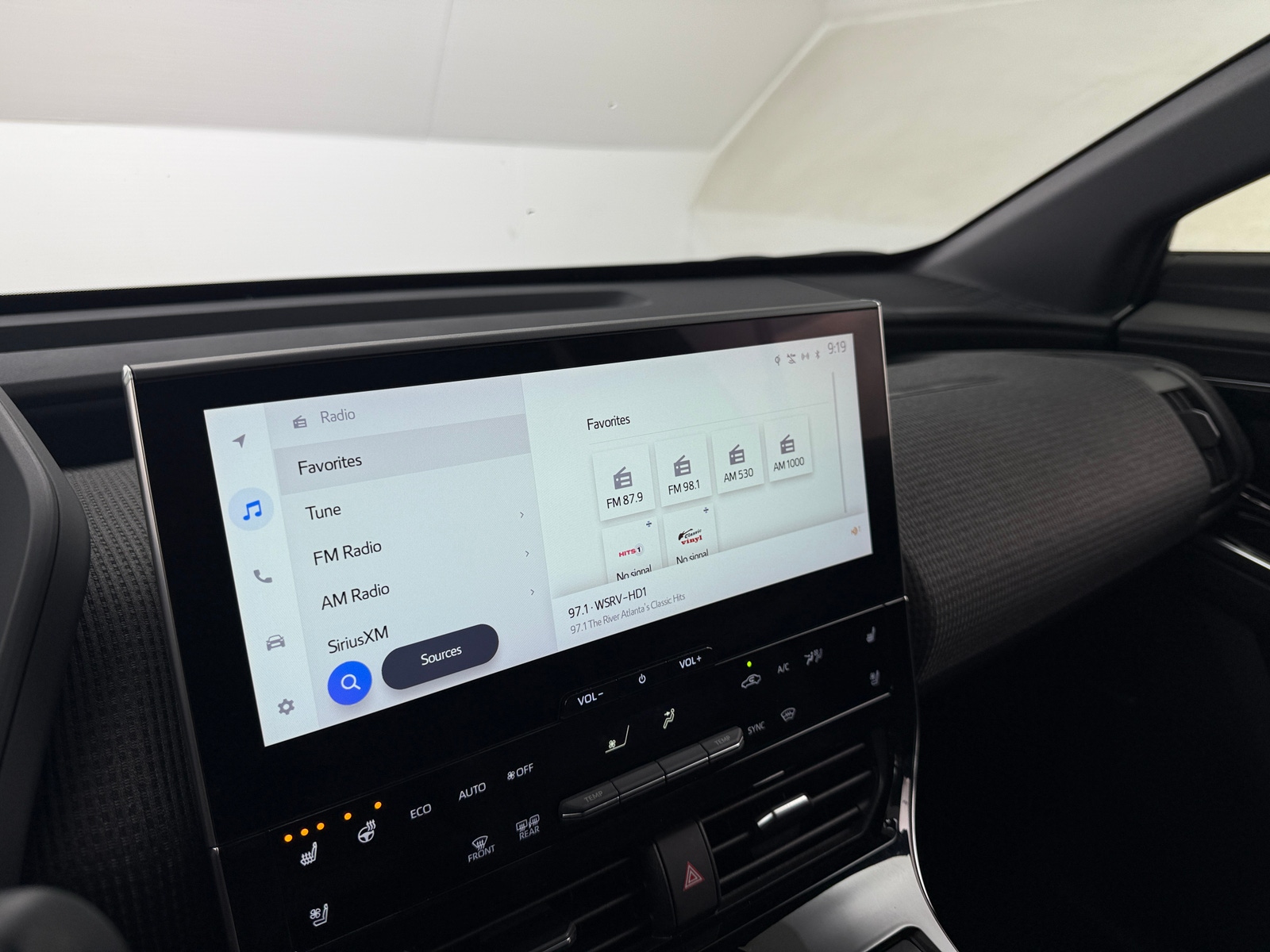 Thumbnail: 2023 Subaru Solterra - 4