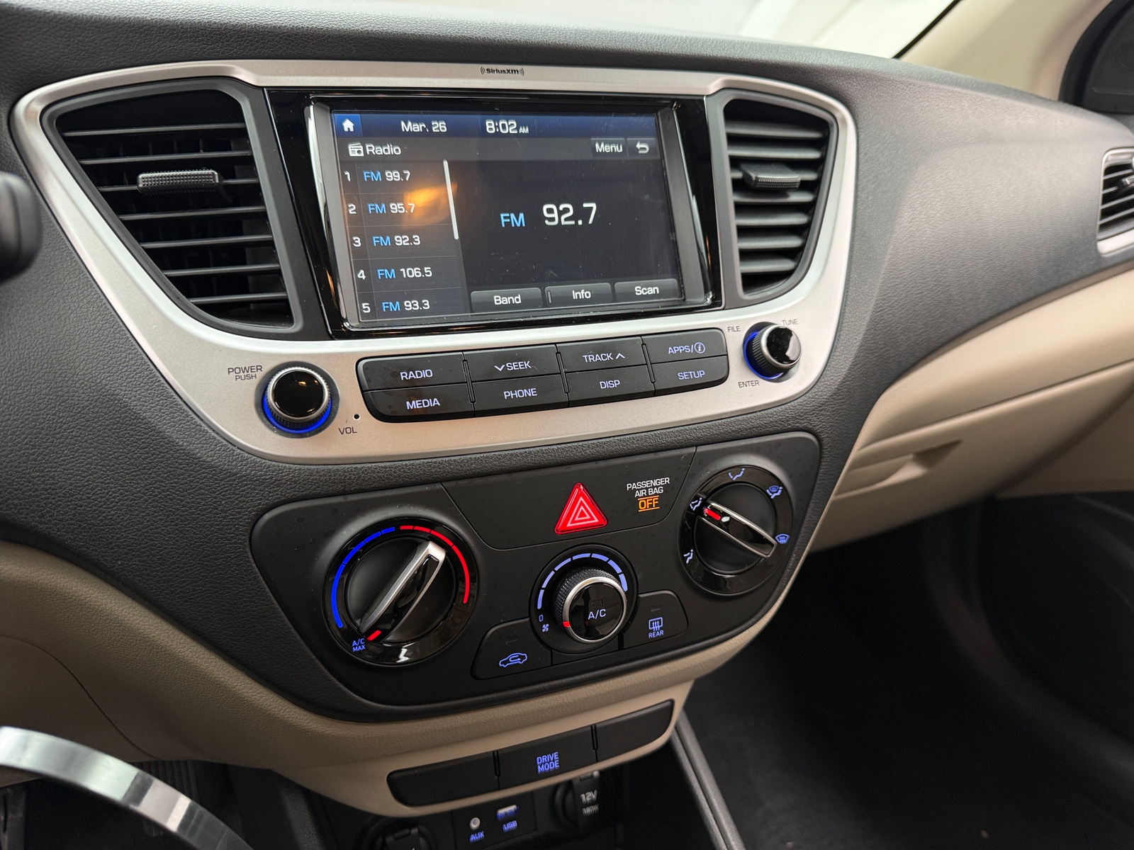 Thumbnail: 2022 Hyundai Accent - 4