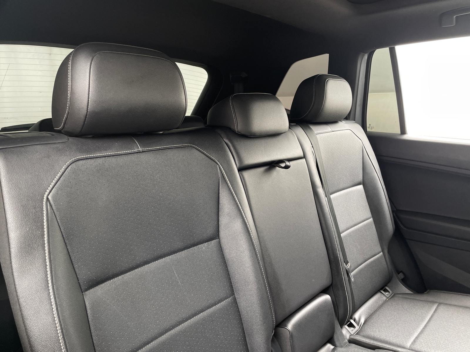 Thumbnail: 2021 Volkswagen Tiguan - 5