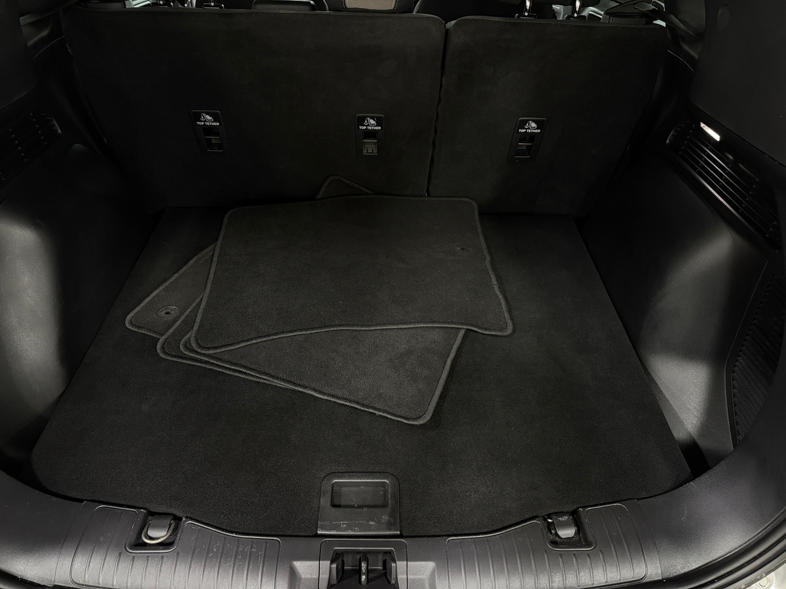 Thumbnail: 2020 Ford Escape - 7