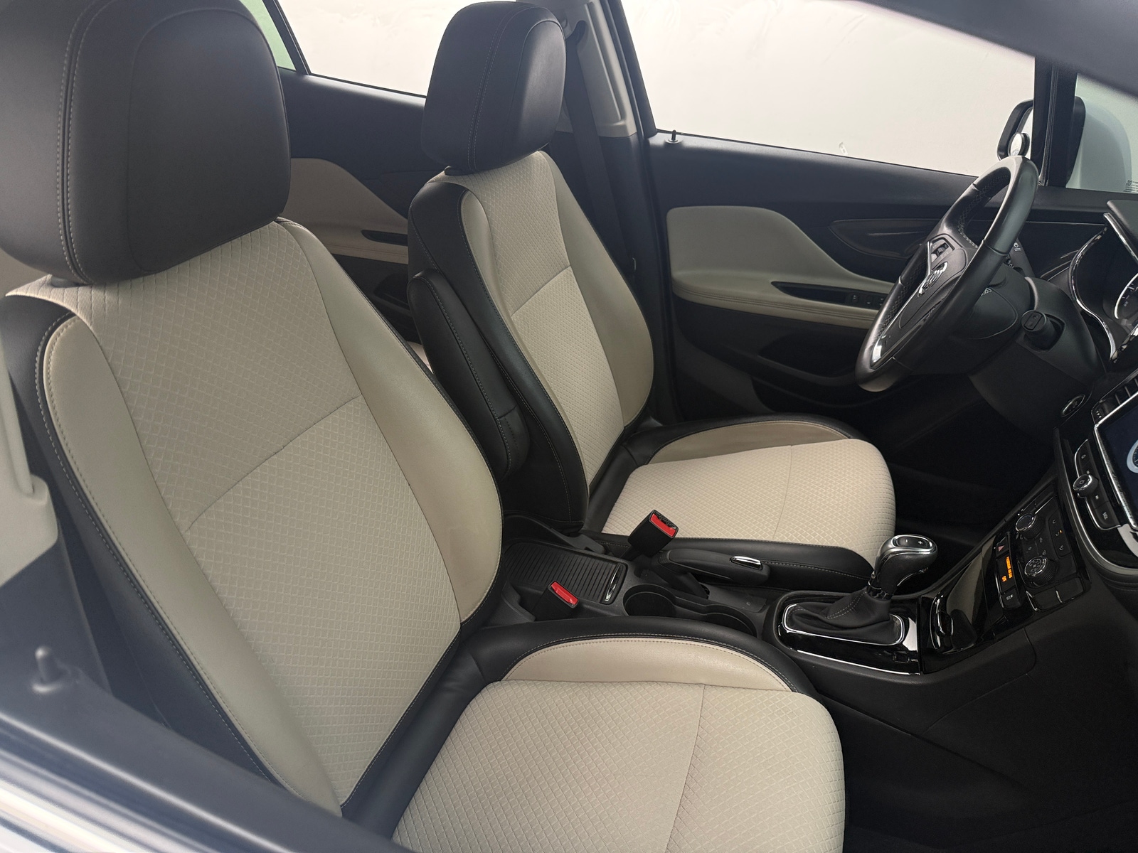 Thumbnail: 2019 Buick Encore - 2