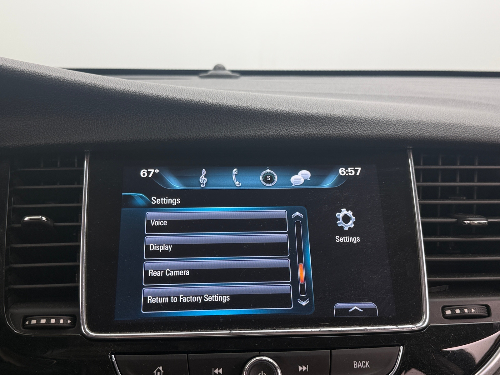 Thumbnail: 2019 Buick Encore - 4