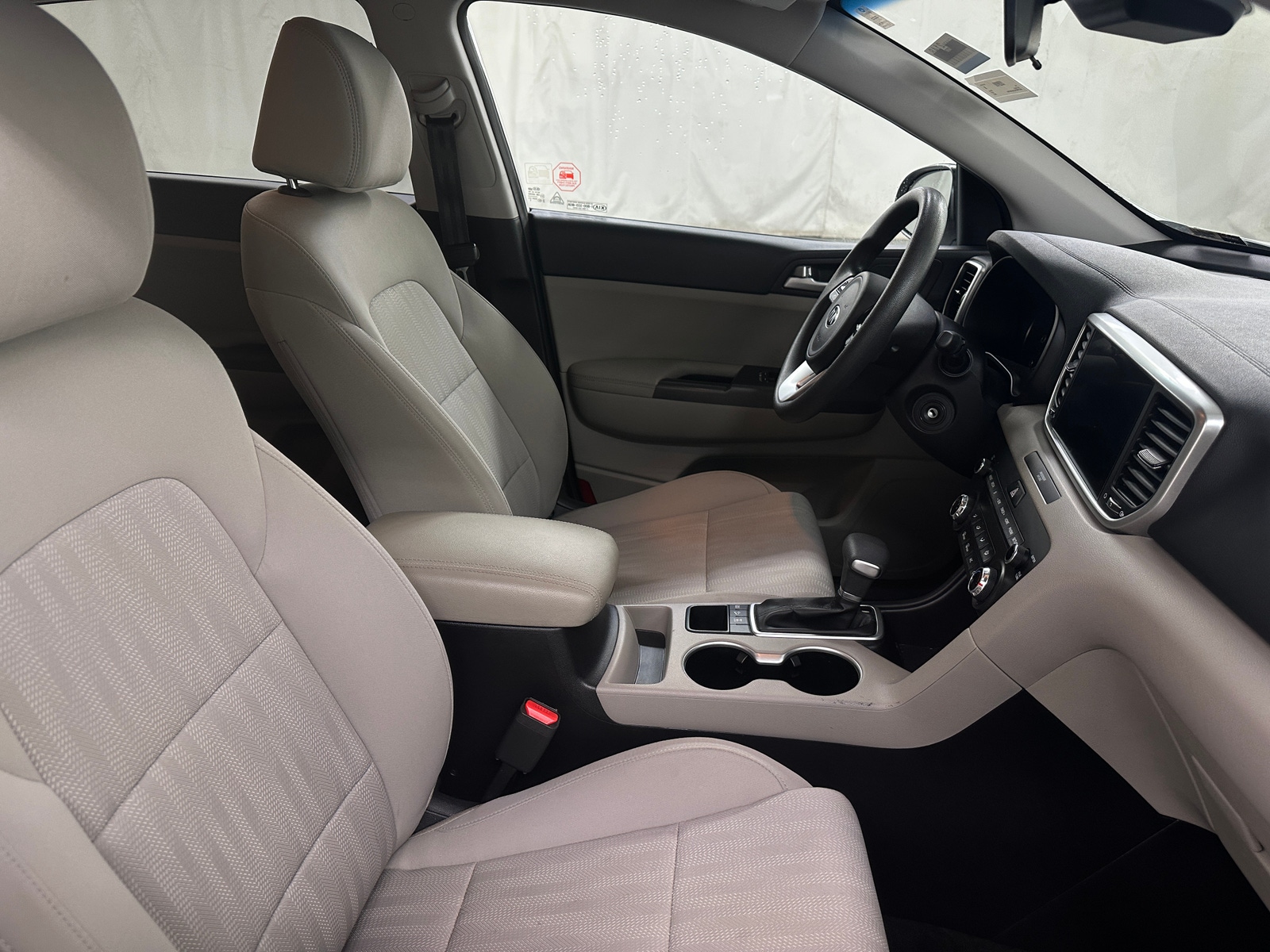 Thumbnail: 2022 Kia Sportage - 2