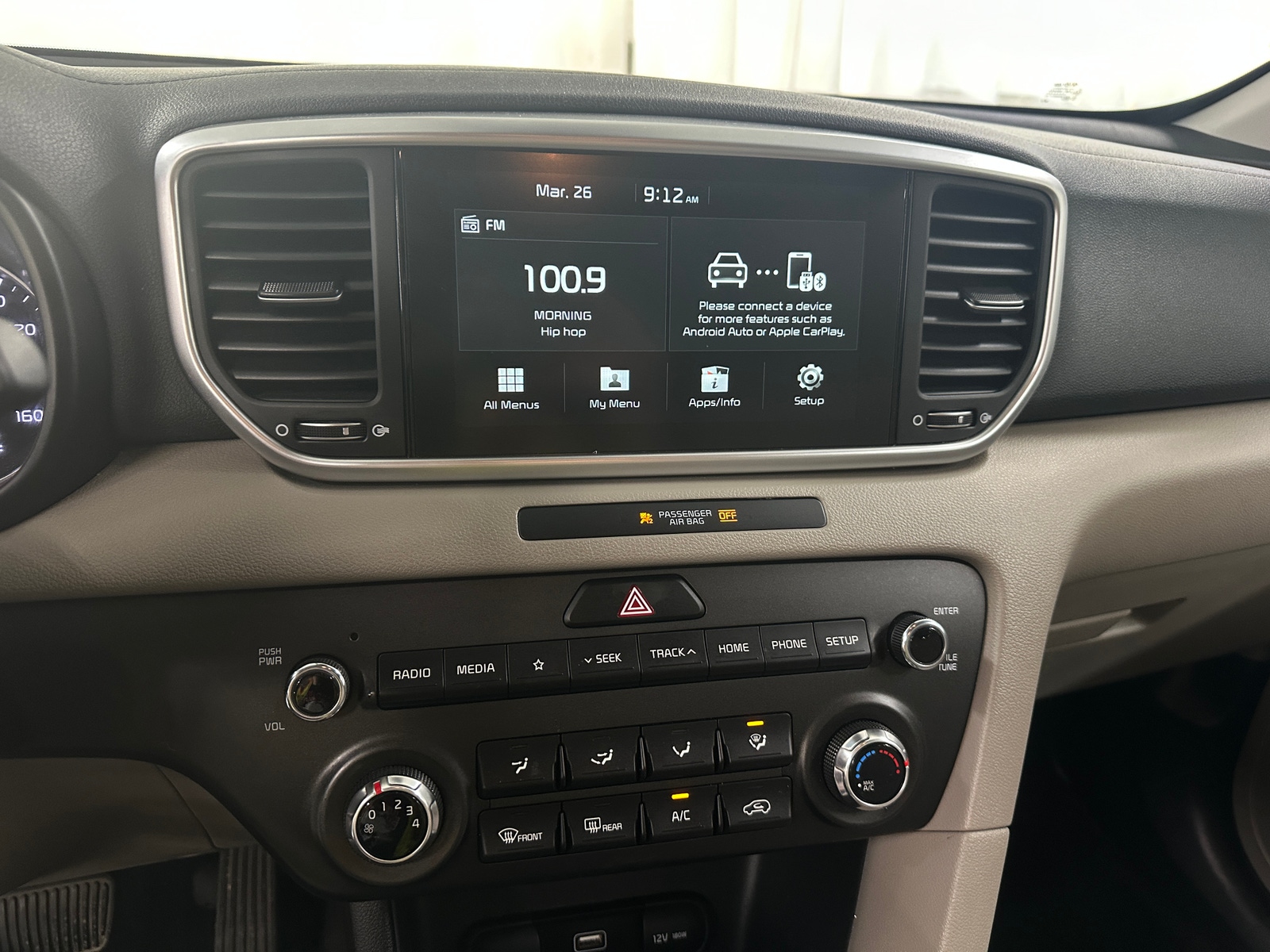 Thumbnail: 2022 Kia Sportage - 4