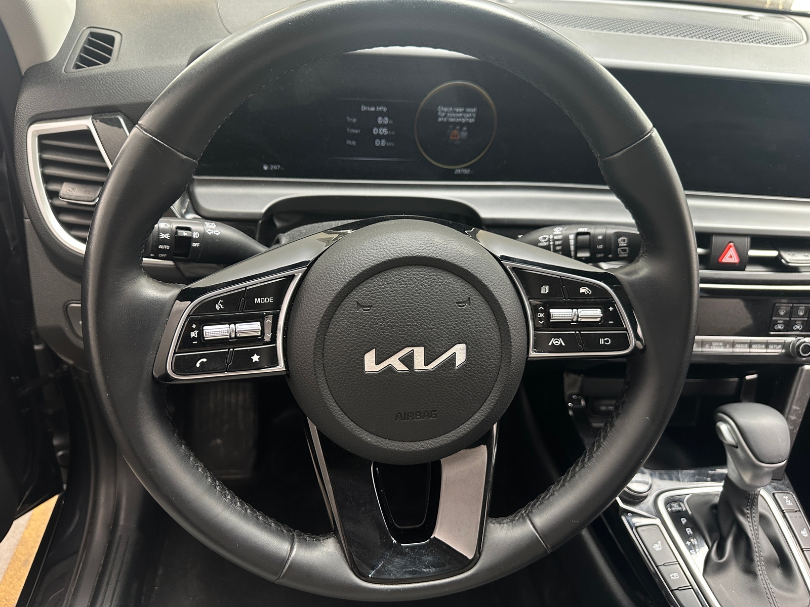 Thumbnail: 2024 Kia Seltos - 5