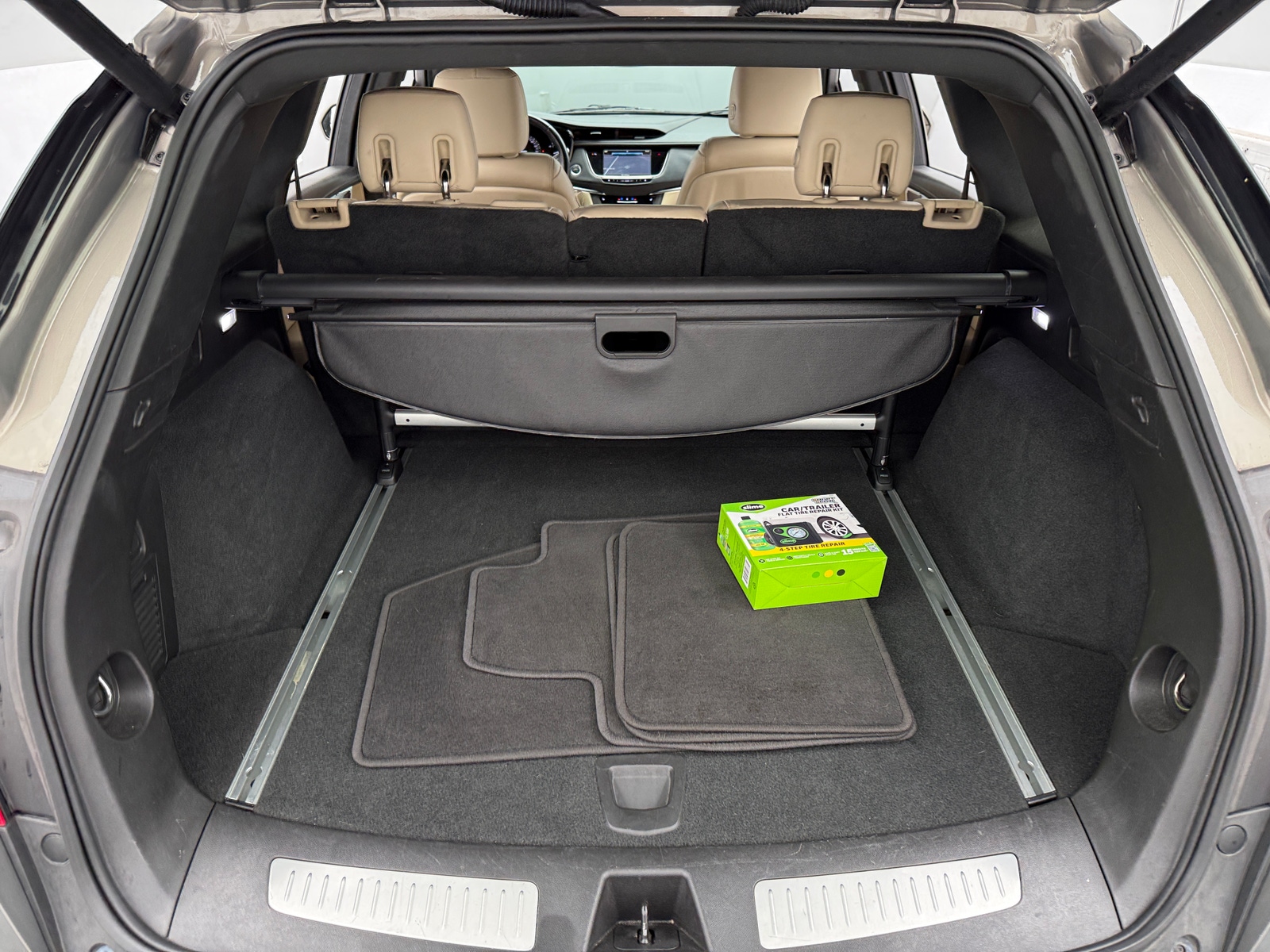 Thumbnail: 2018 Cadillac XT5 - 6