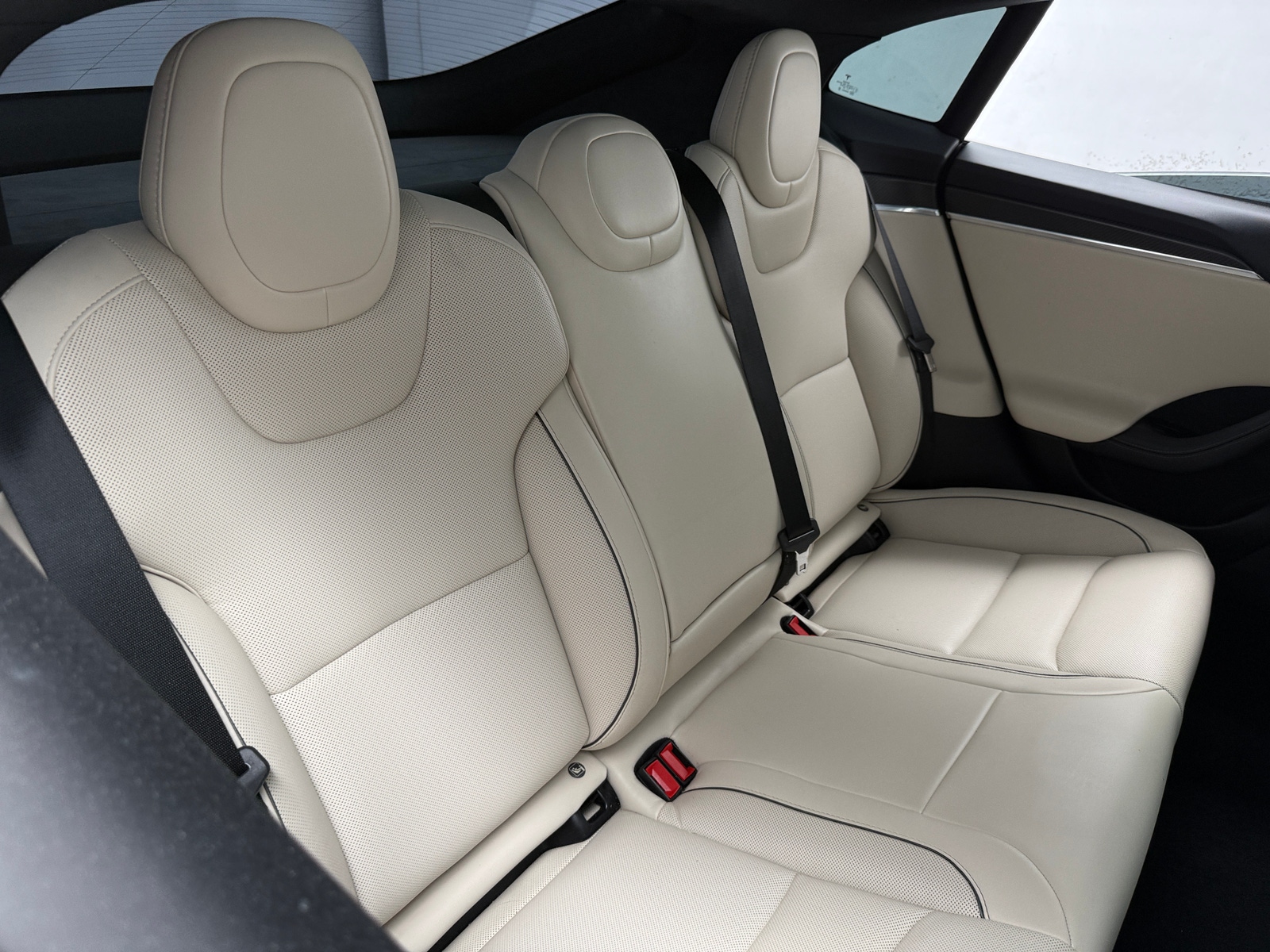 Thumbnail: 2023 Tesla Model S - 5