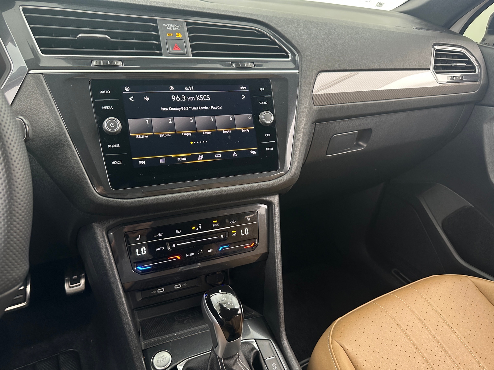 Thumbnail: 2024 Volkswagen Tiguan - 3