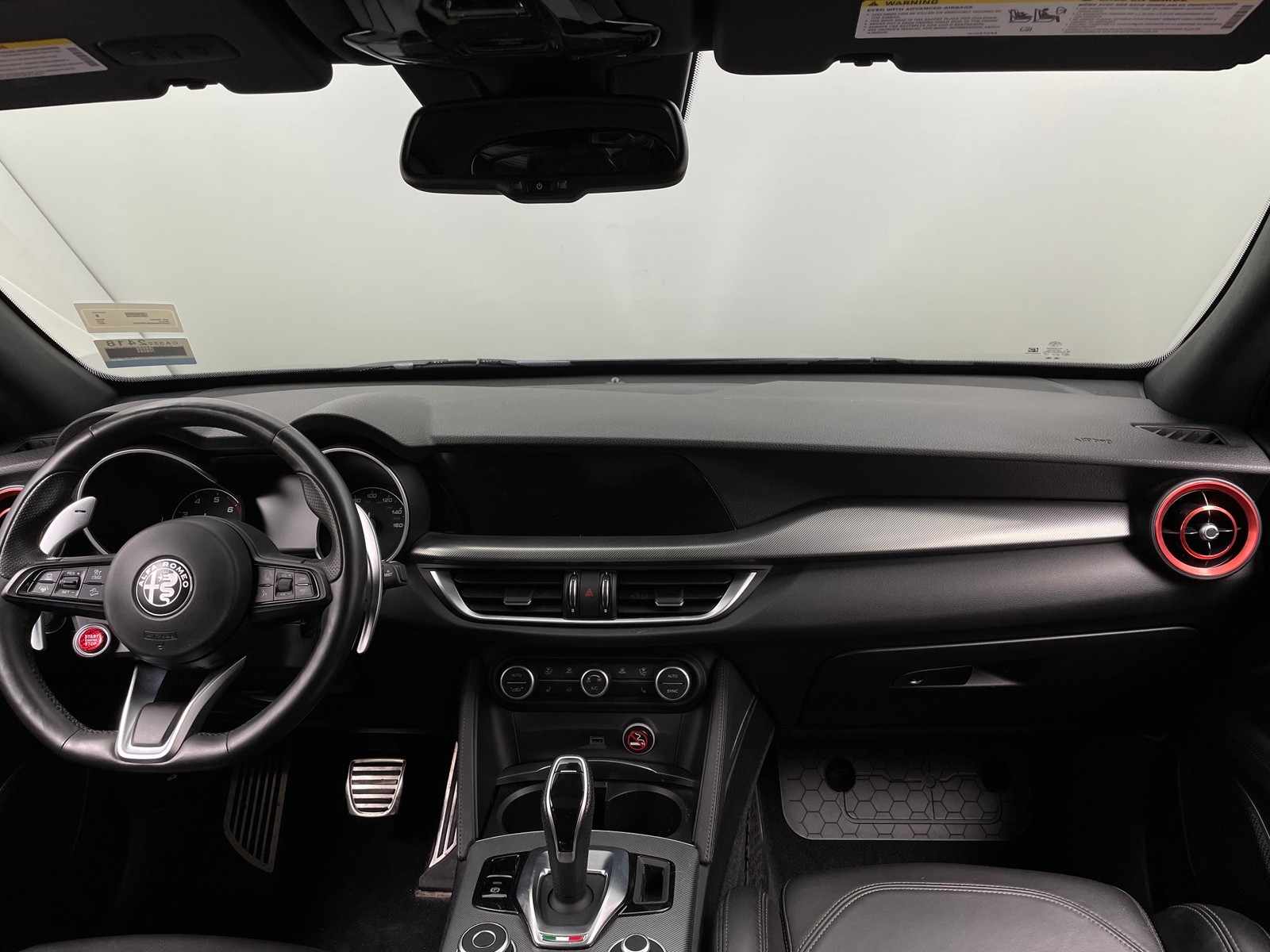 Thumbnail: 2021 Alfa Romeo Stelvio - 2