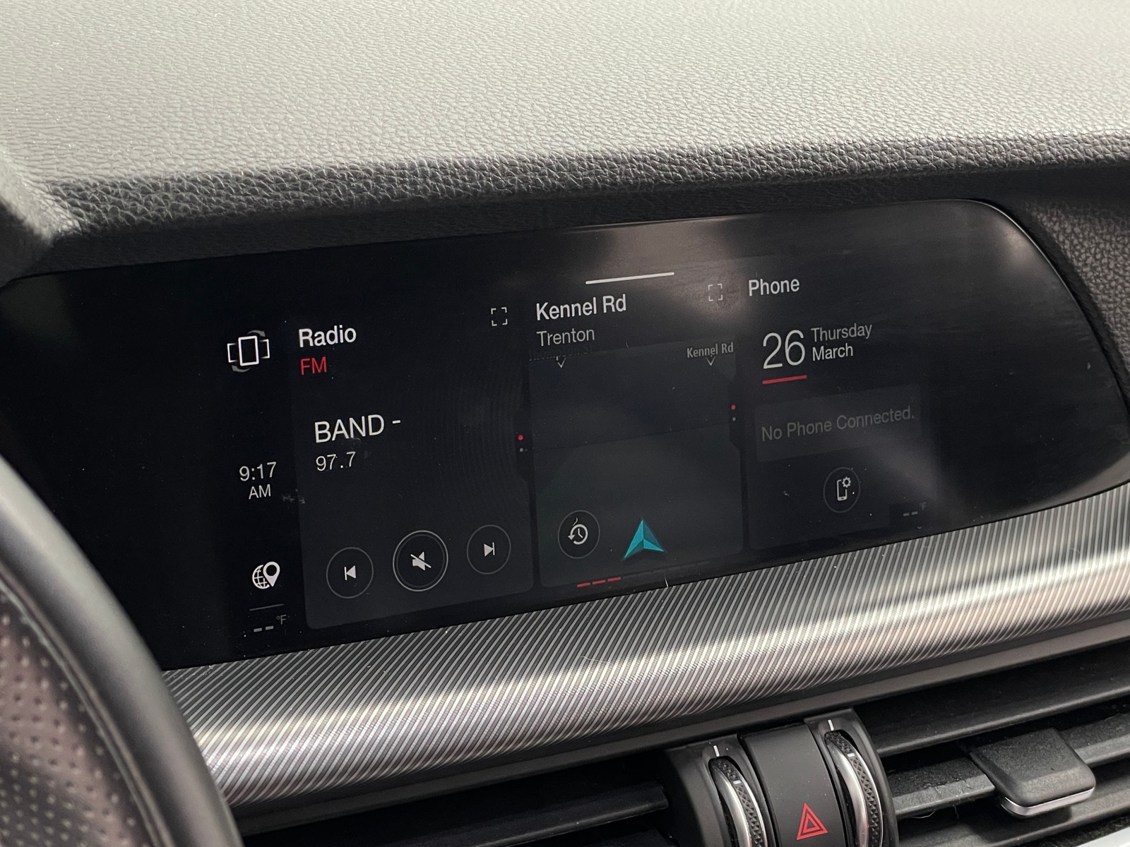 Thumbnail: 2021 Alfa Romeo Stelvio - 3