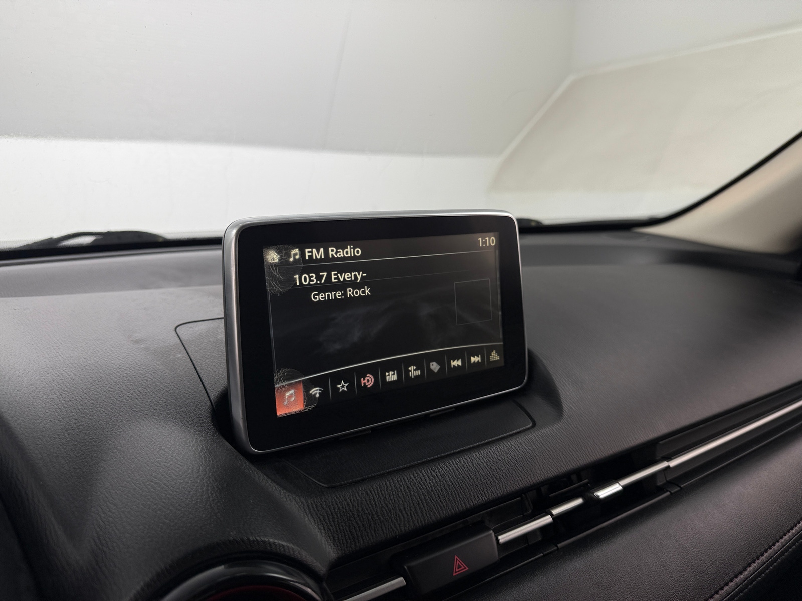 Thumbnail: 2017 Mazda CX-3 - 3