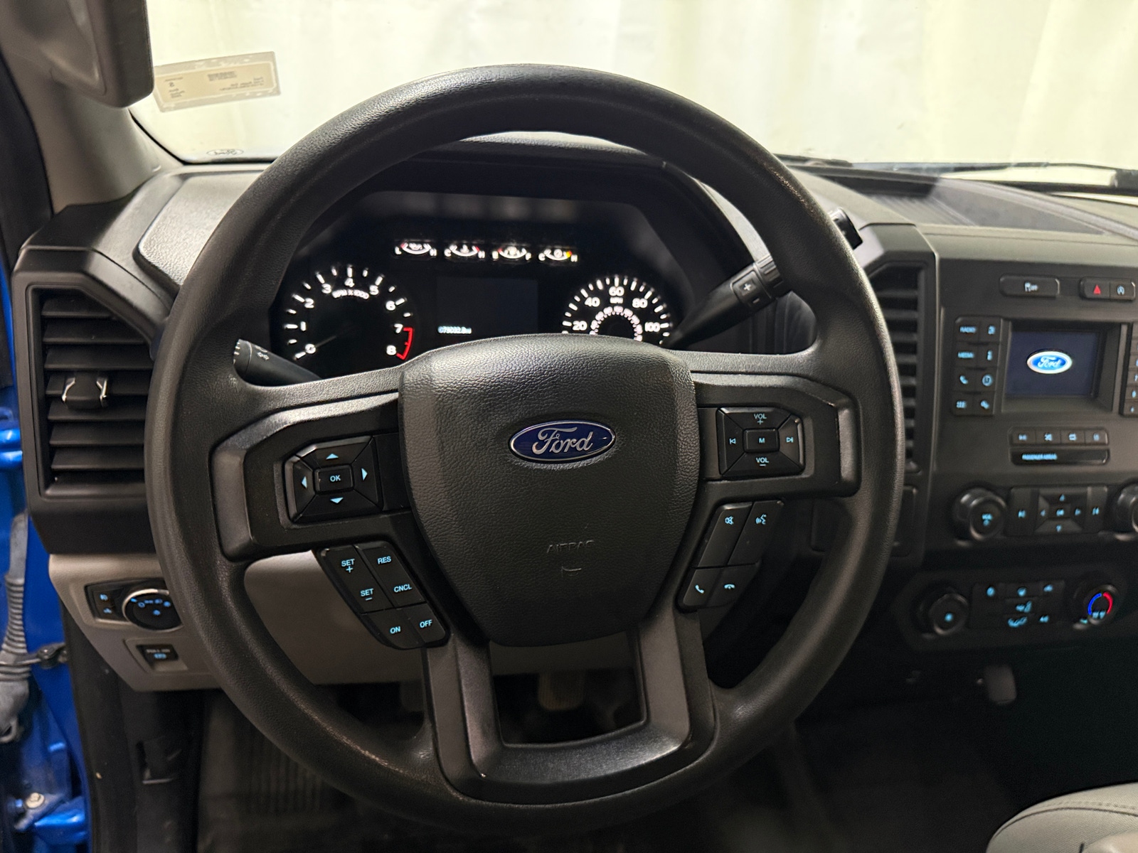 Thumbnail: 2020 Ford Econoline - 5