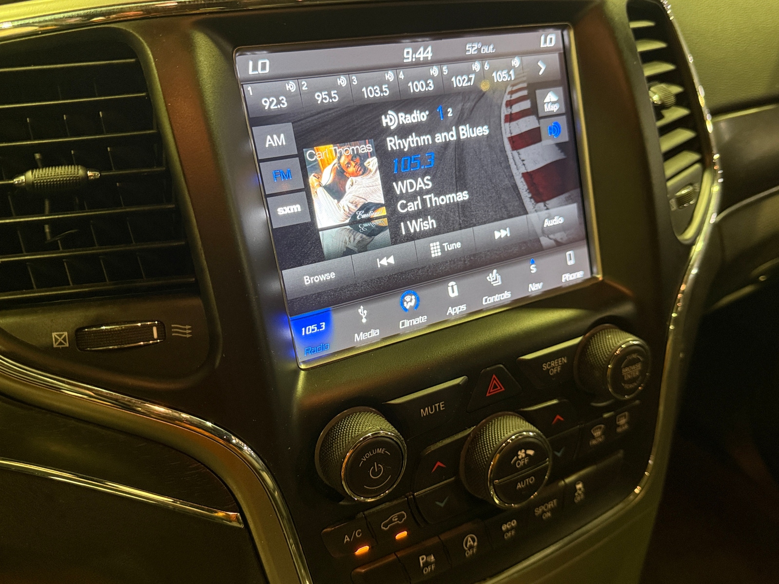 Thumbnail: 2018 Jeep Grand Cherokee - 3