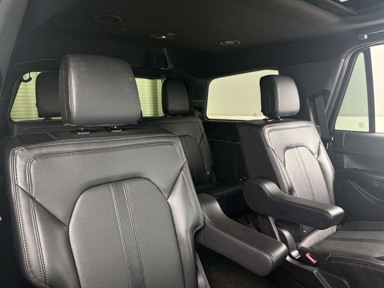 Thumbnail: 2021 Ford Expedition - 5