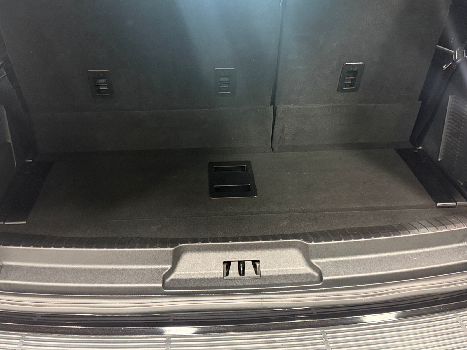 Thumbnail: 2021 Ford Expedition - 6