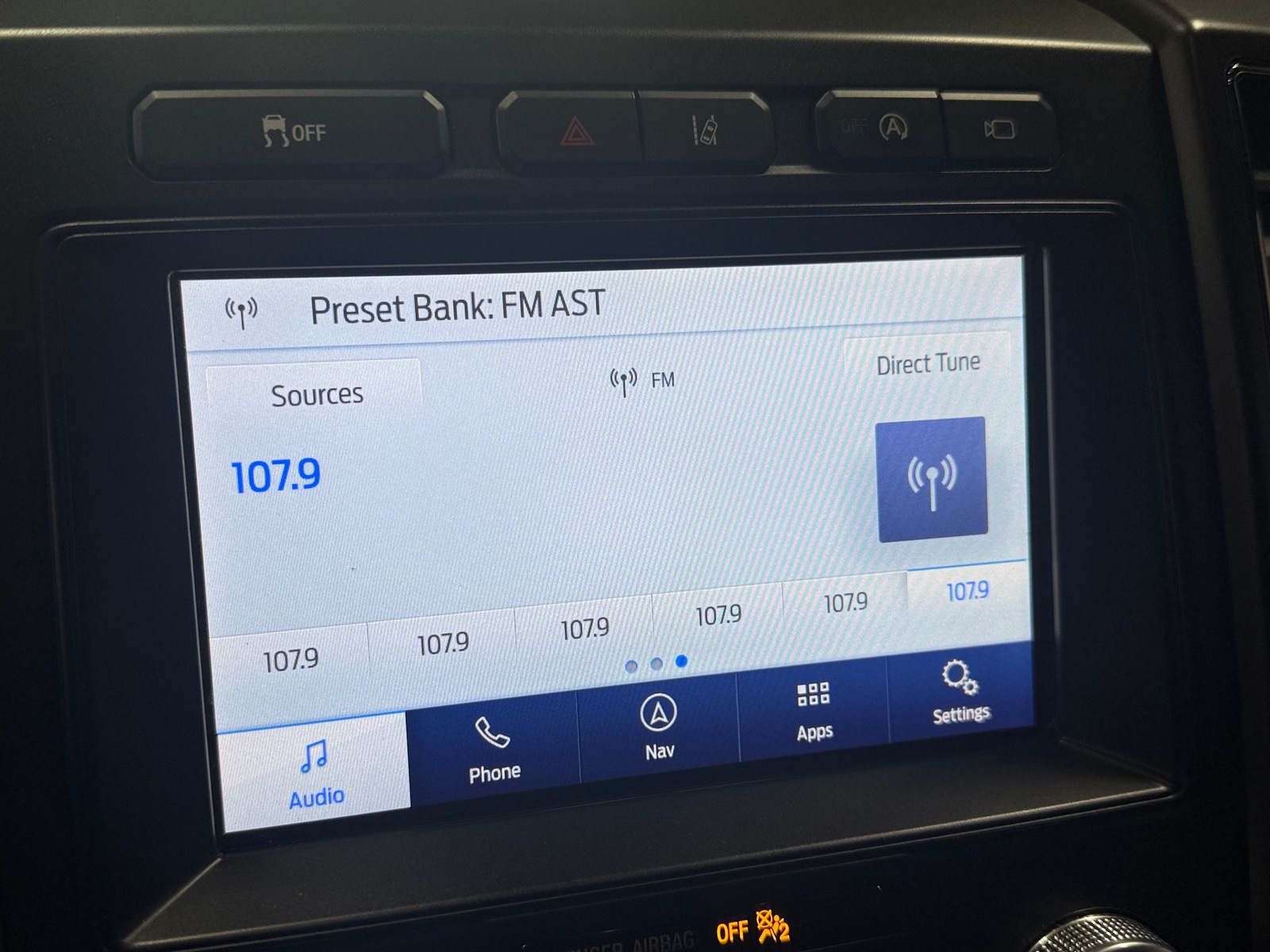 Thumbnail: 2021 Ford Expedition - 3