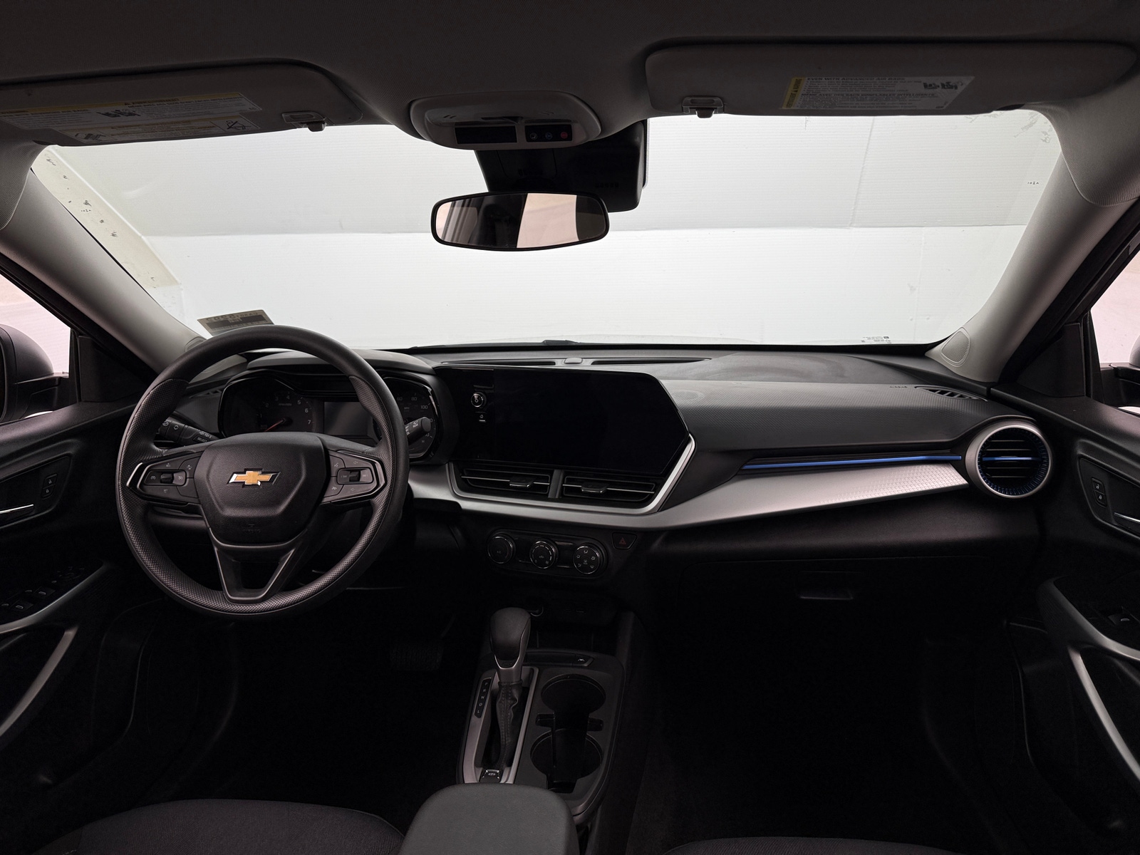 Thumbnail: 2025 Chevrolet Trax - 3