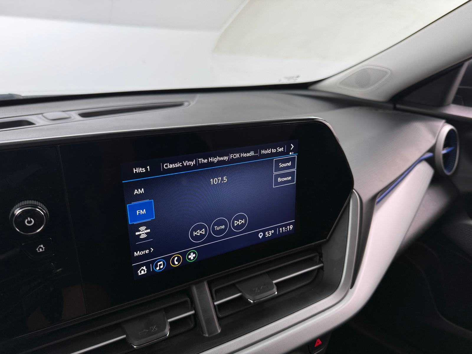 Thumbnail: 2025 Chevrolet Trax - 4