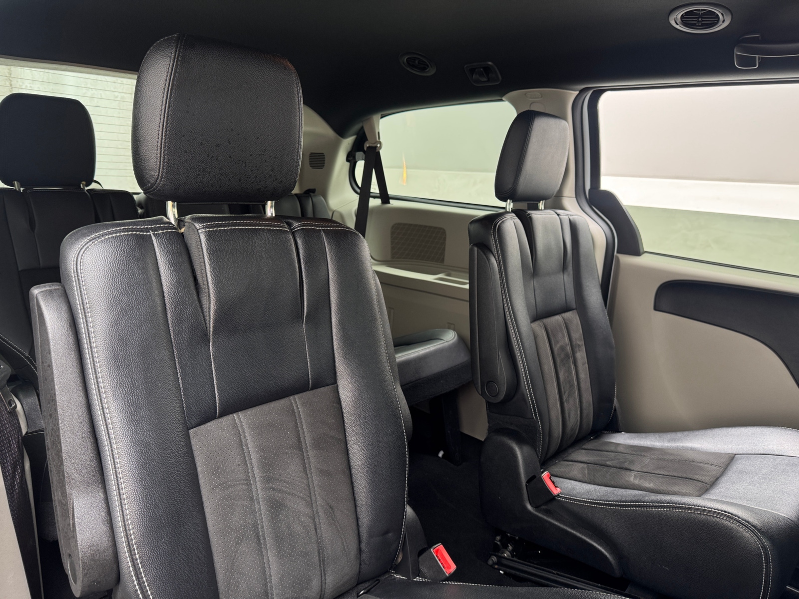 Thumbnail: 2019 Dodge Grand Caravan - 5