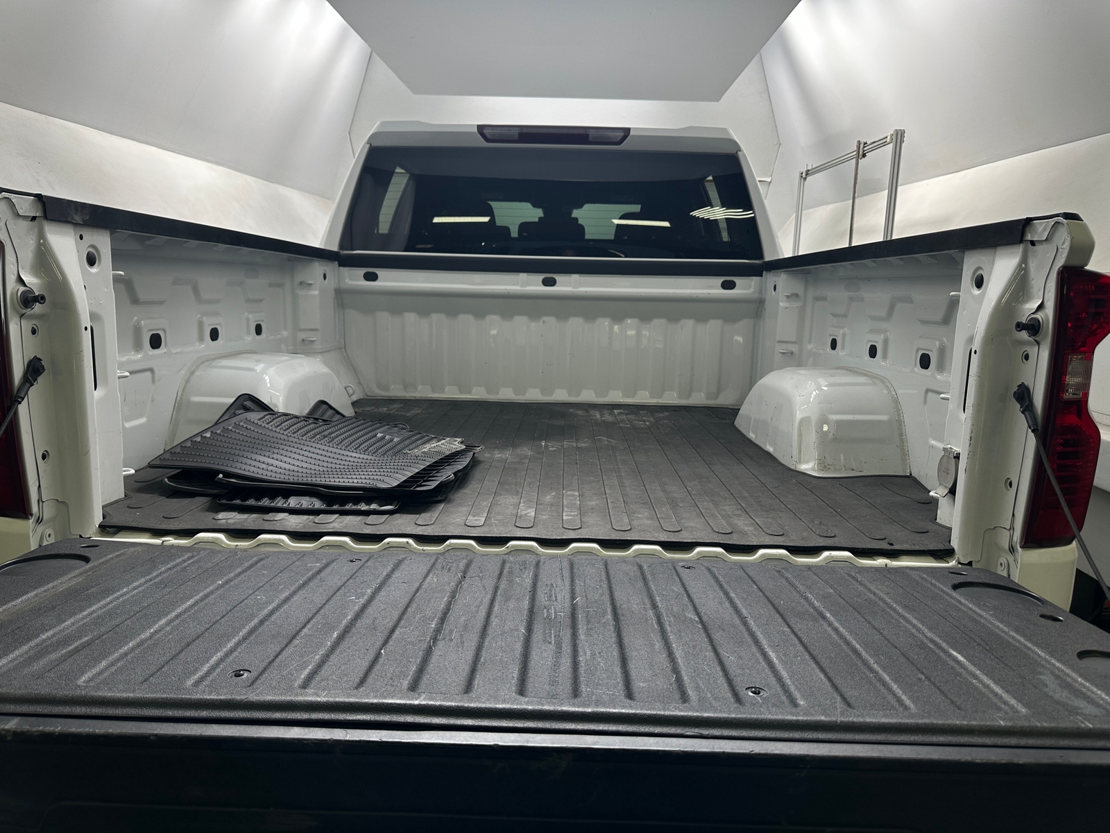 Thumbnail: 2022 Chevrolet Silverado 1500 - 7