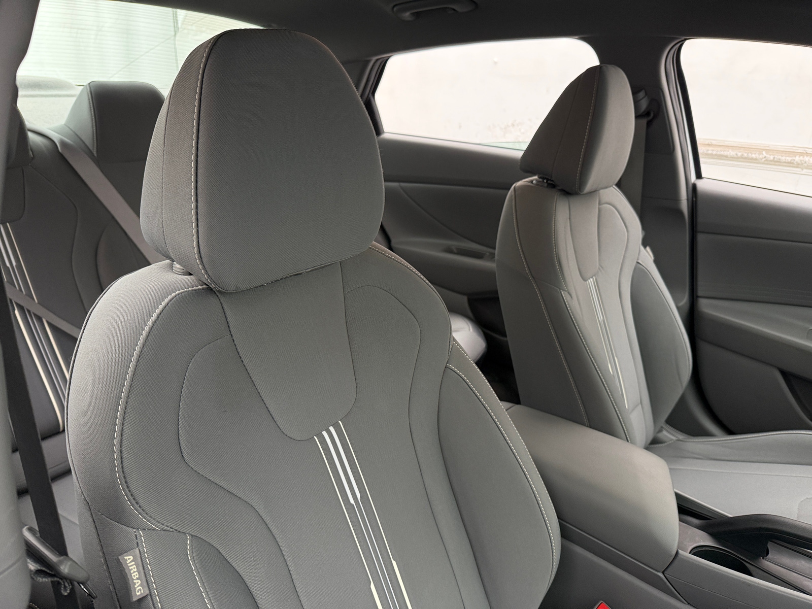 Thumbnail: 2023 Hyundai Elantra - 2