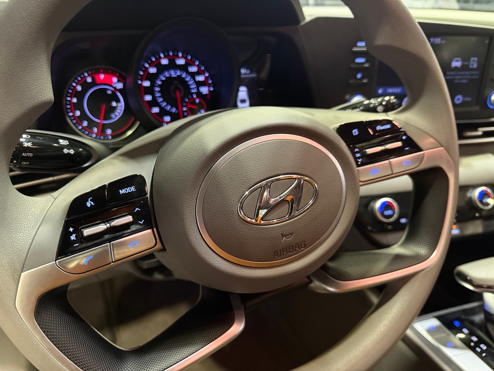 Thumbnail: 2023 Hyundai Elantra - 5