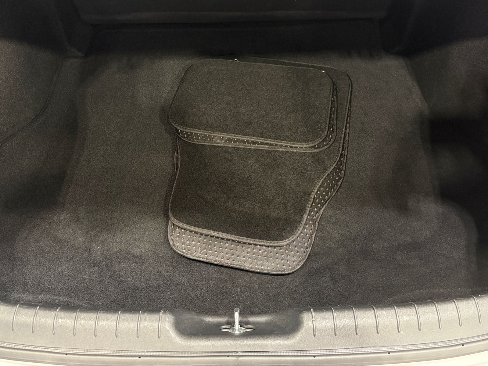 Thumbnail: 2023 Hyundai Elantra - 7