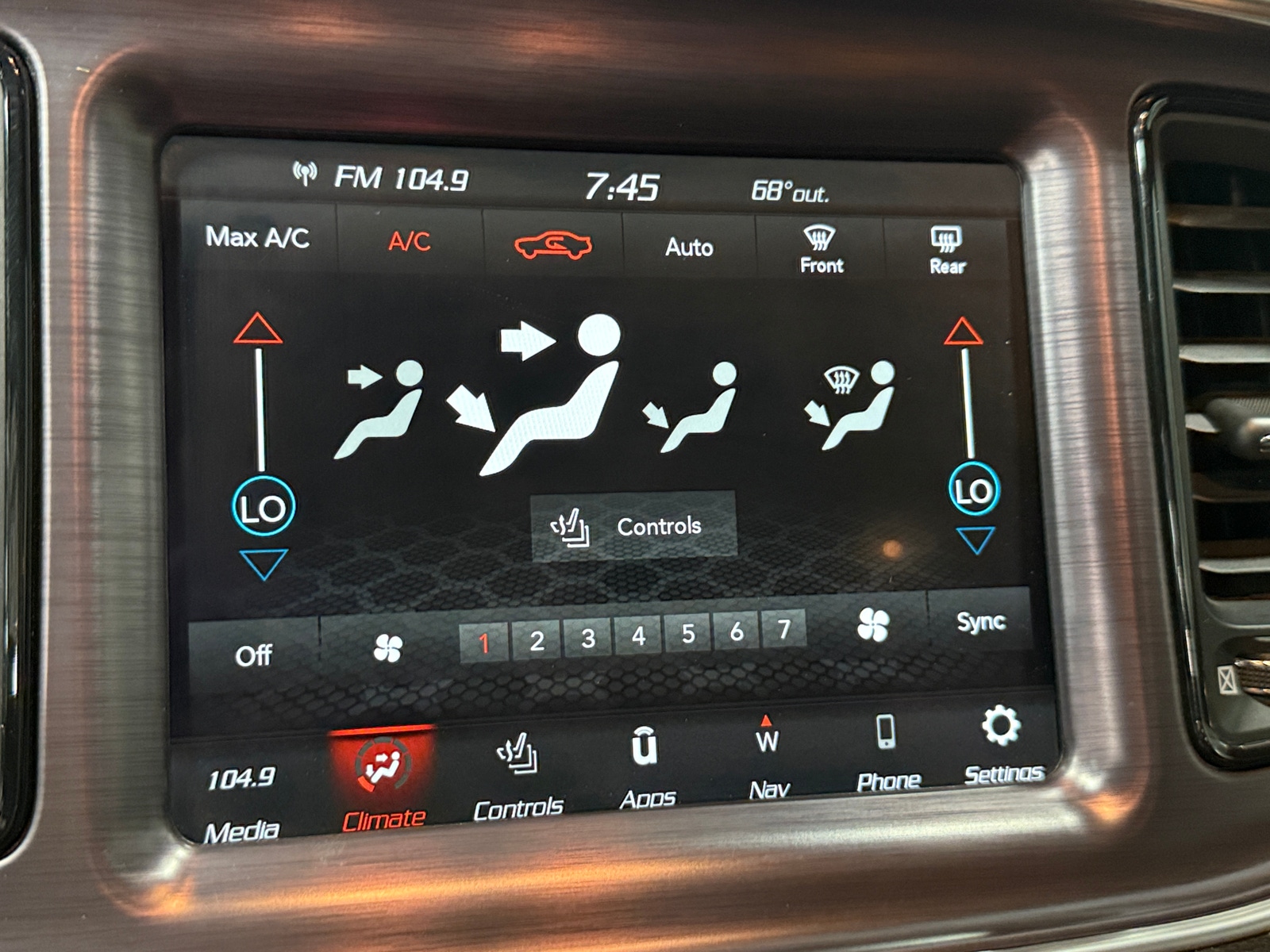 Thumbnail: 2018 Dodge Challenger - 2