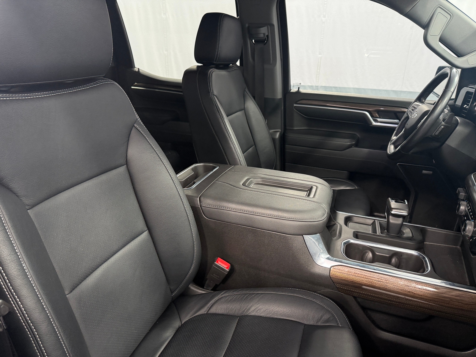 Thumbnail: 2022 Chevrolet Silverado 1500 - 2