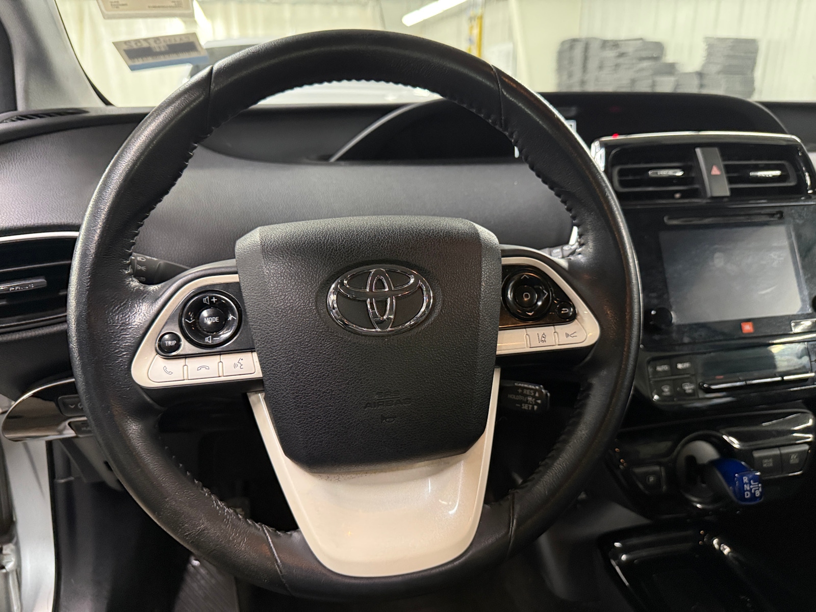 Thumbnail: 2017 Toyota Prius - 4