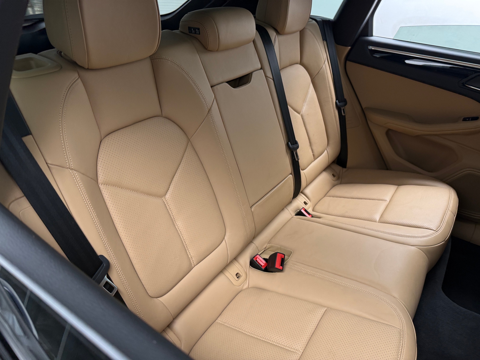 Thumbnail: 2018 Porsche Macan - 5
