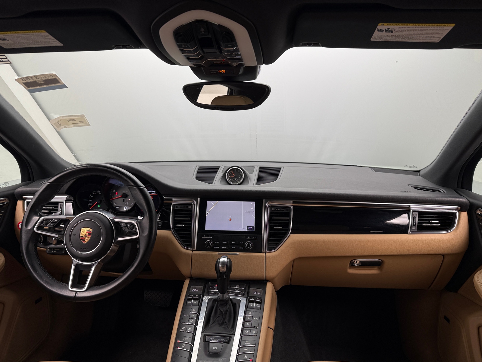 Thumbnail: 2018 Porsche Macan - 2