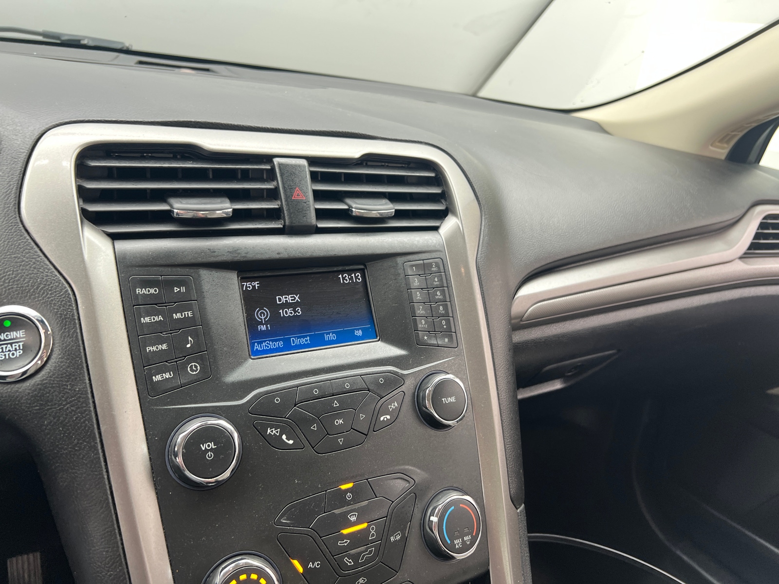 Thumbnail: 2019 Ford Fusion - 4