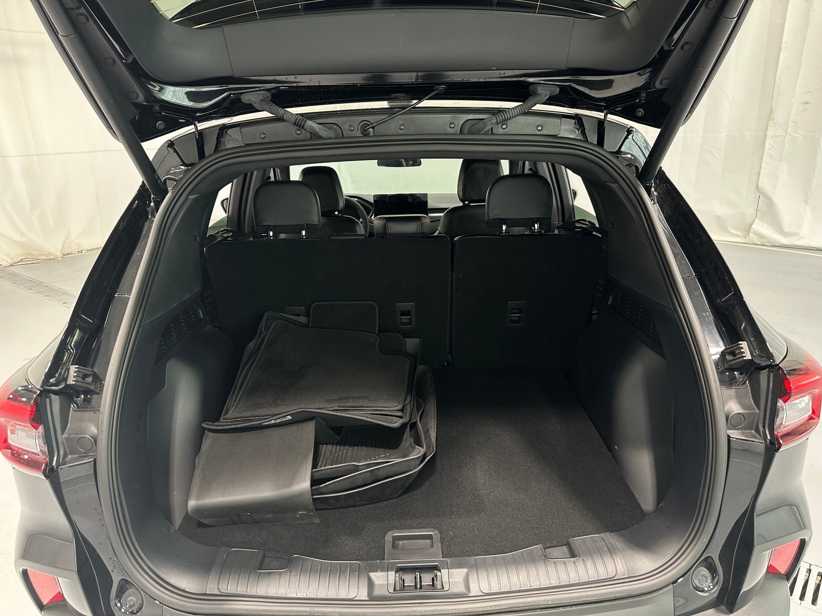 Thumbnail: 2025 Ford Escape - 6