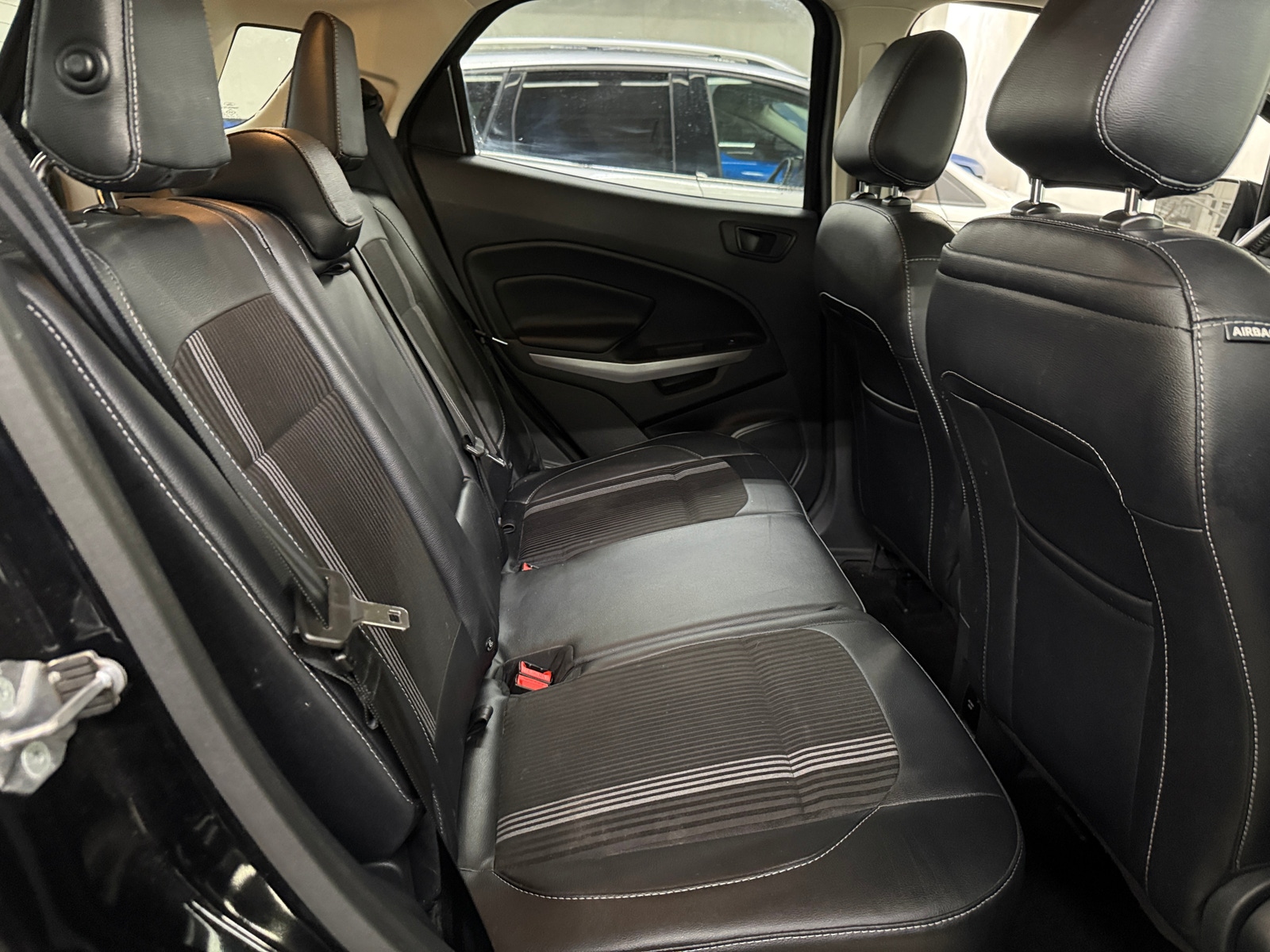 Thumbnail: 2019 Ford EcoSport - 5