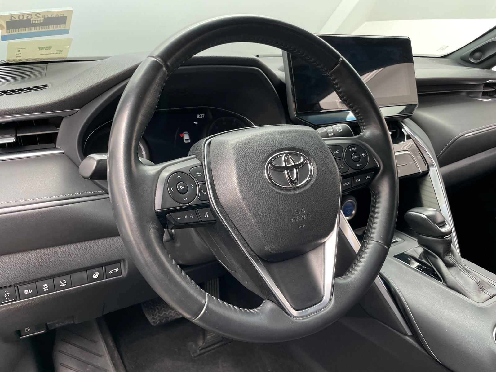 Thumbnail: 2022 Toyota Venza - 5