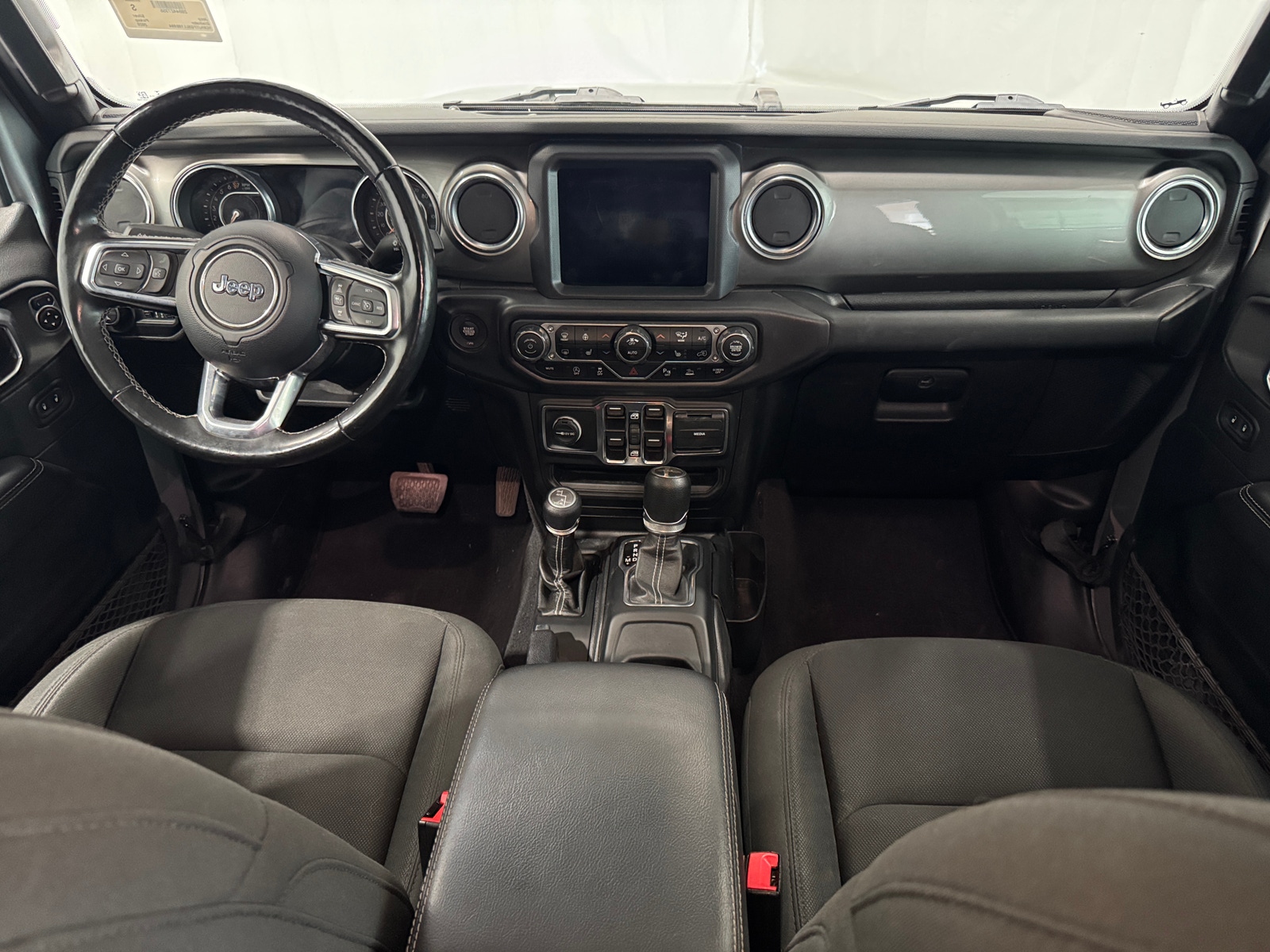 Thumbnail: 2020 Jeep Gladiator - 3