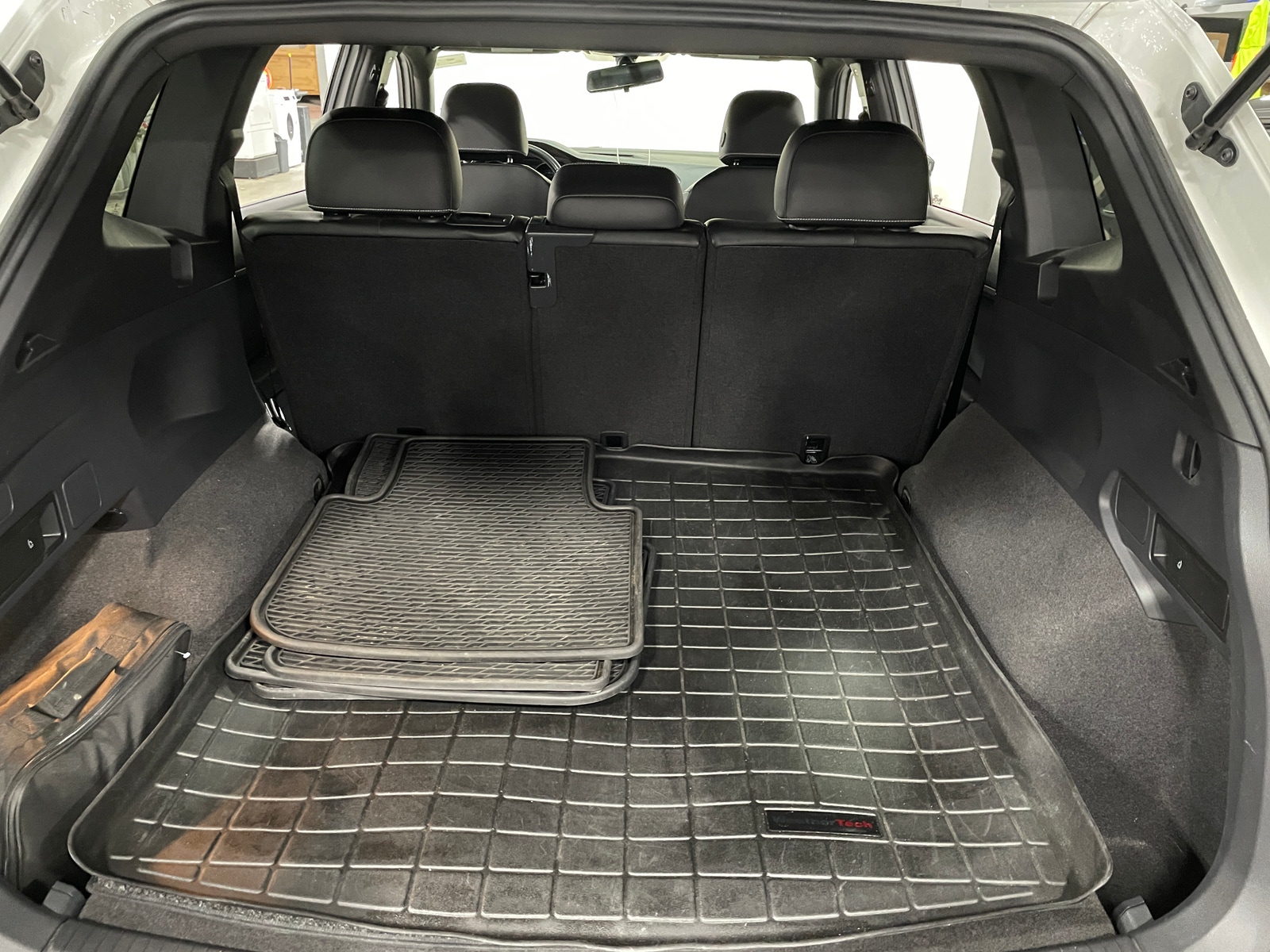 Thumbnail: 2021 Volkswagen Tiguan - 6