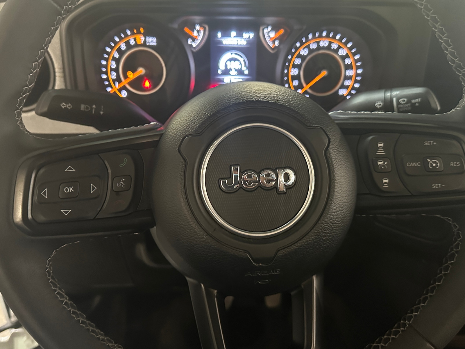 Thumbnail: 2025 Jeep Gladiator - 5