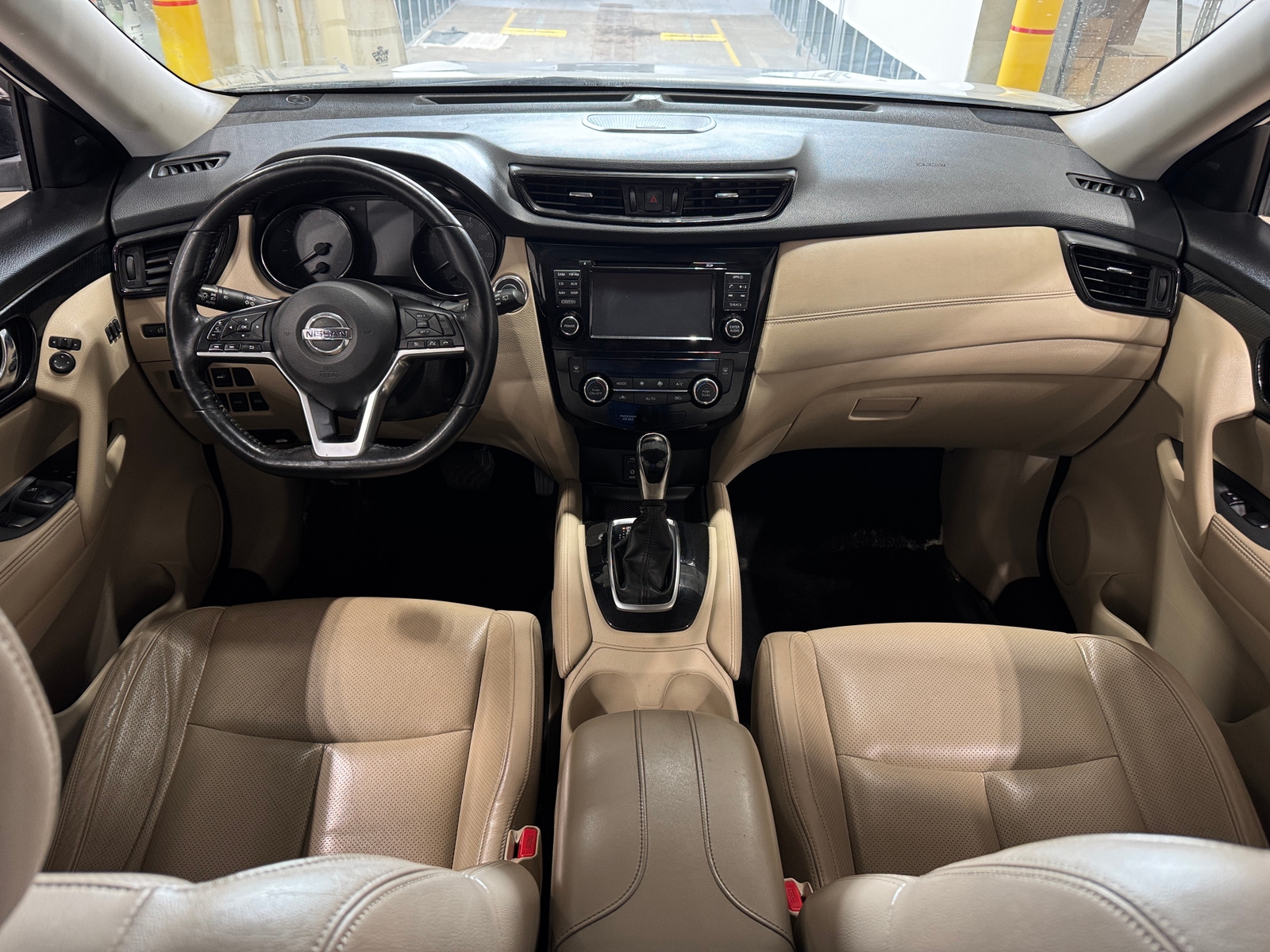 Thumbnail: 2017 Nissan Rogue - 2