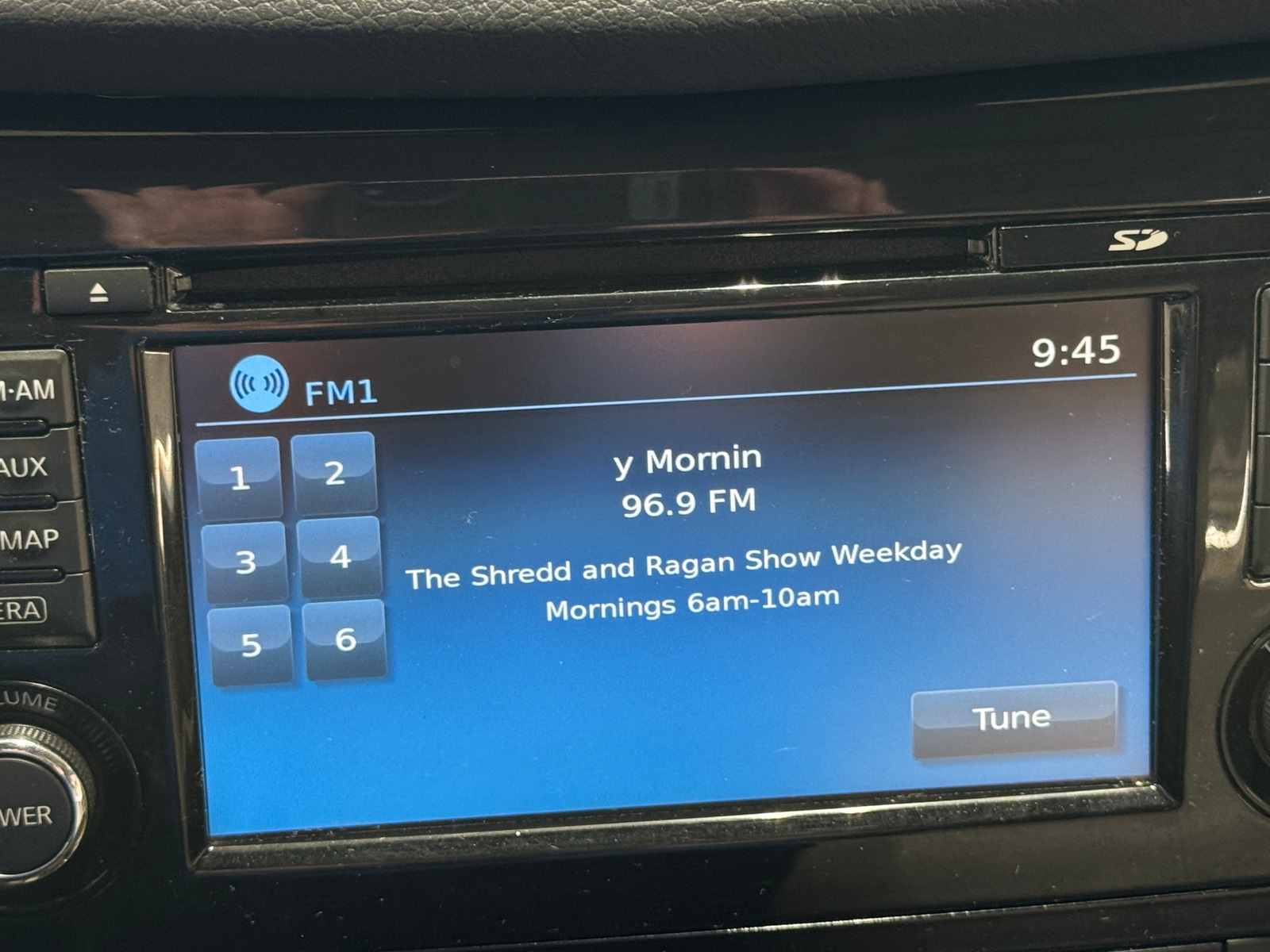 Thumbnail: 2017 Nissan Rogue - 3