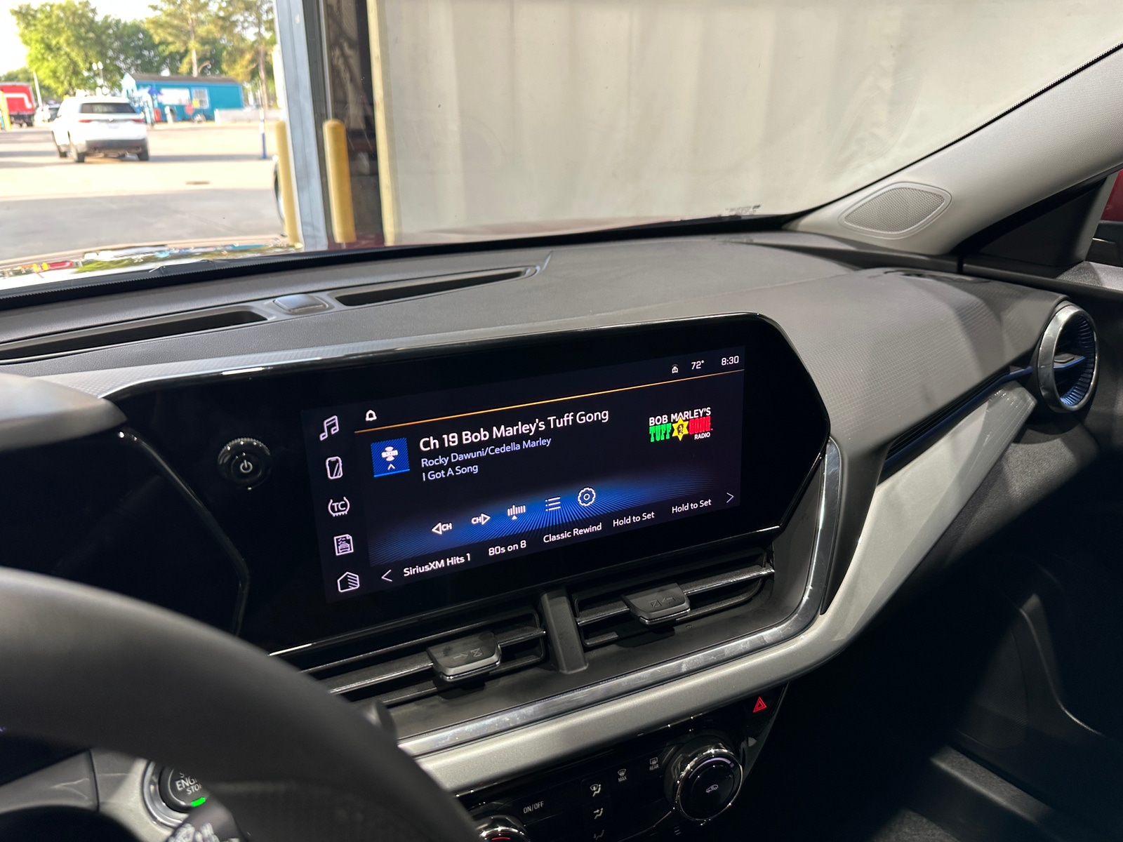 Thumbnail: 2025 Chevrolet Trax - 4