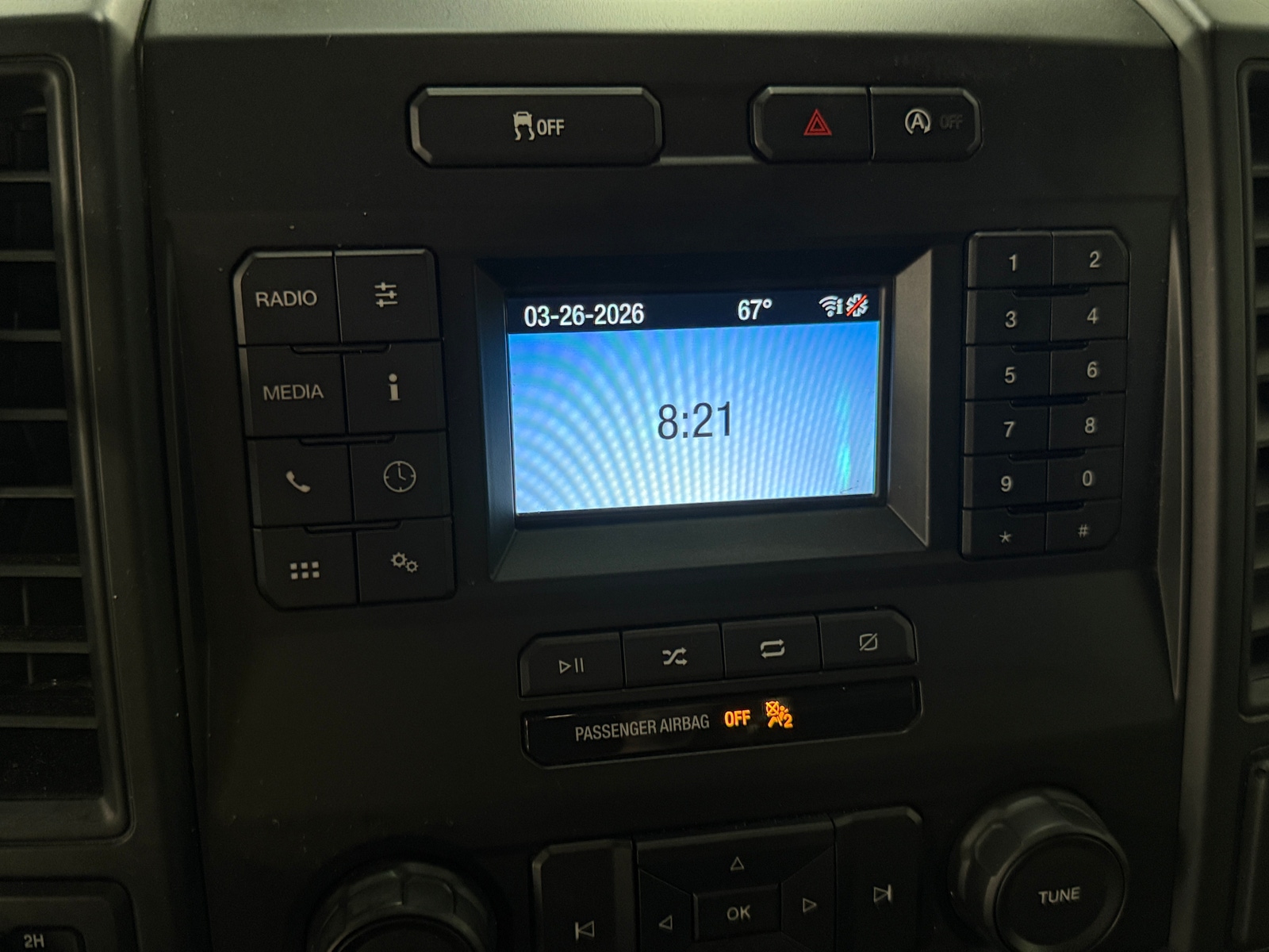 Thumbnail: 2019 Ford Econoline - 4