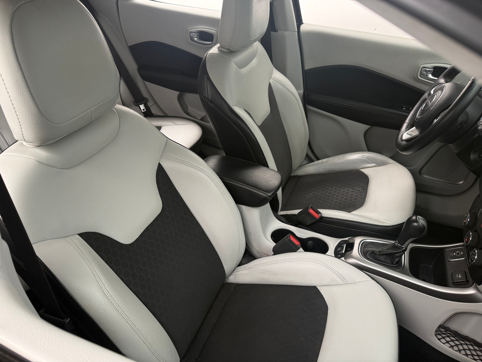 Thumbnail: 2018 Jeep Compass - 2