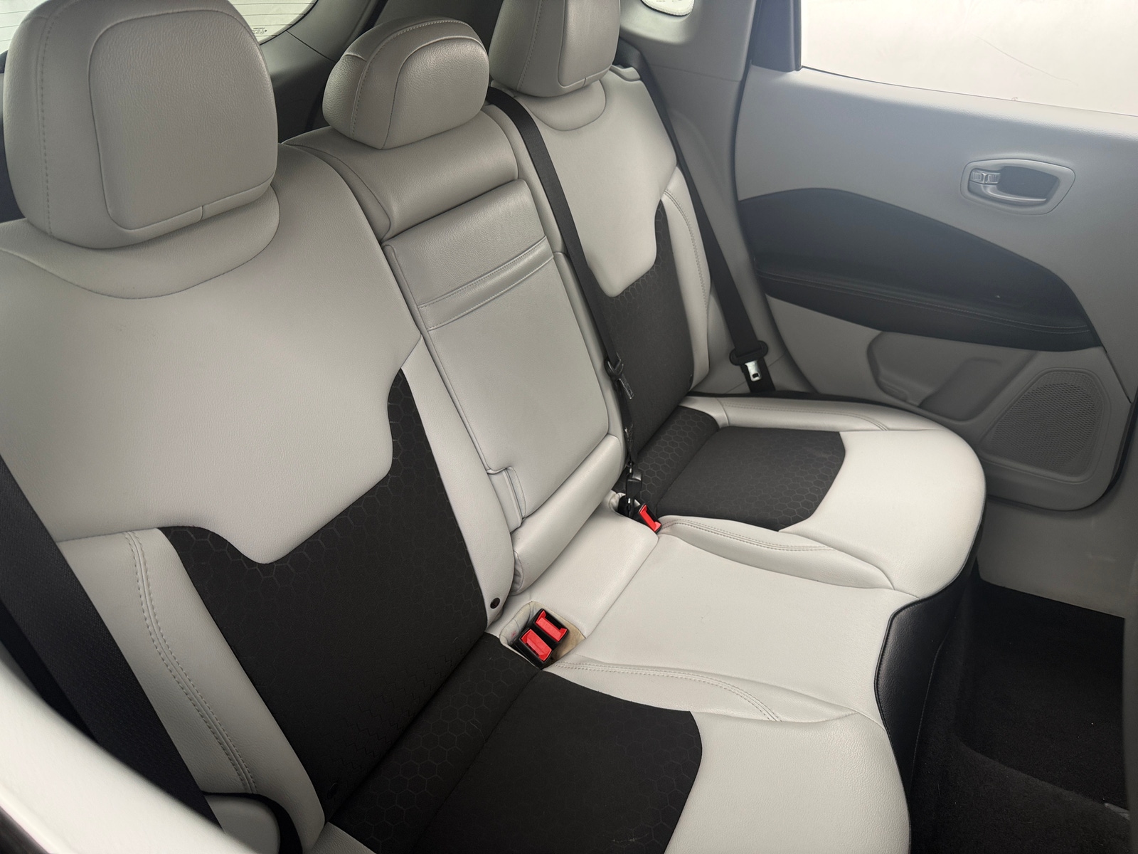 Thumbnail: 2018 Jeep Compass - 6