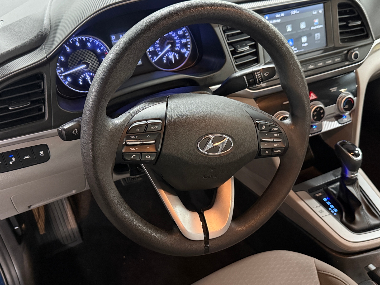 Thumbnail: 2019 Hyundai Elantra - 5