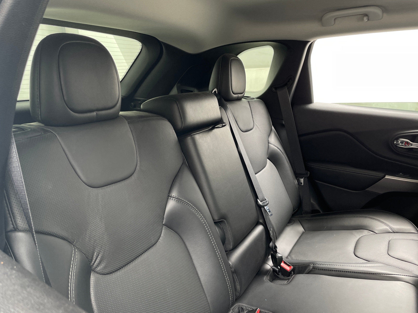 Thumbnail: 2021 Jeep Cherokee - 5