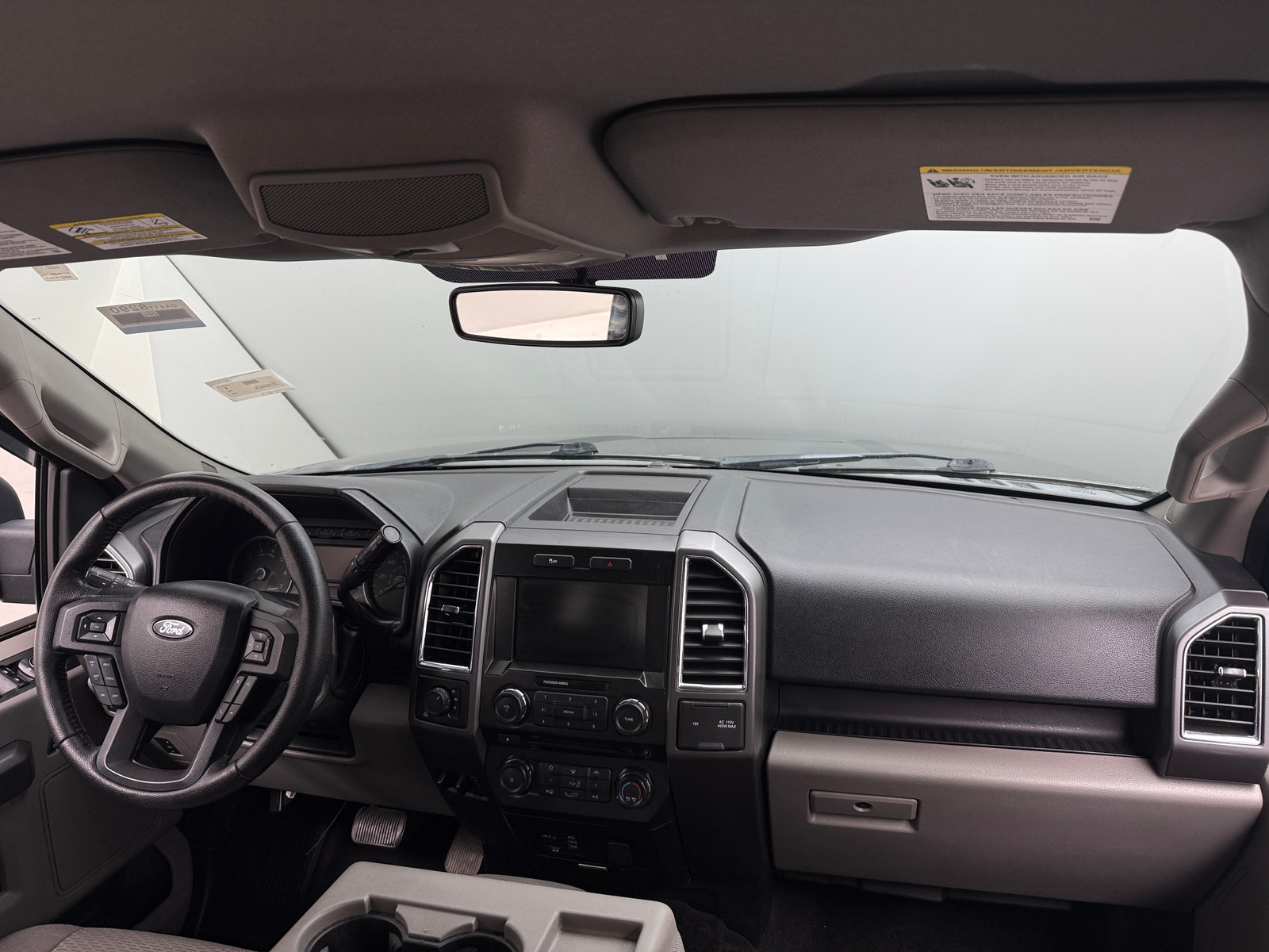 Thumbnail: 2015 Ford Econoline - 3