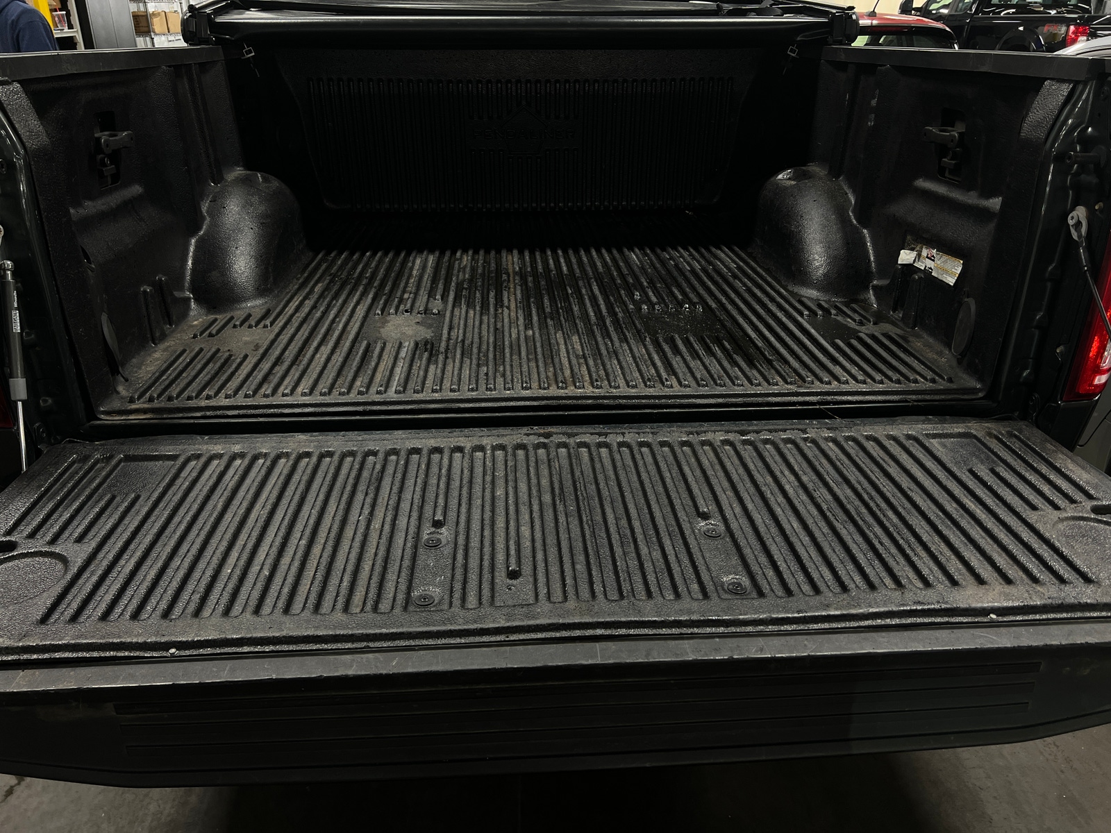 Thumbnail: 2015 Ford Econoline - 7